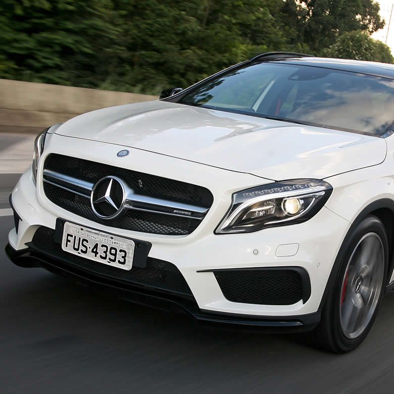 Mercedes-Benz preto AMG